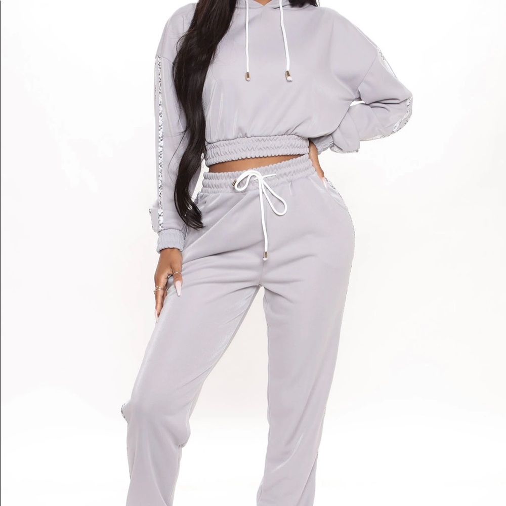 Jogger set/ size medium
